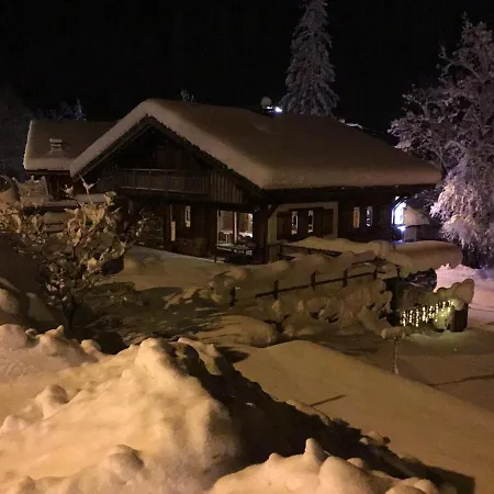 Bed & Breakfast Chalet Manava *